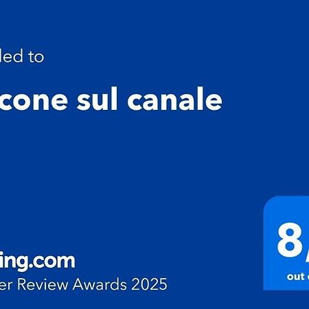 Balcone Sul Canale Venesia Bagian luar foto