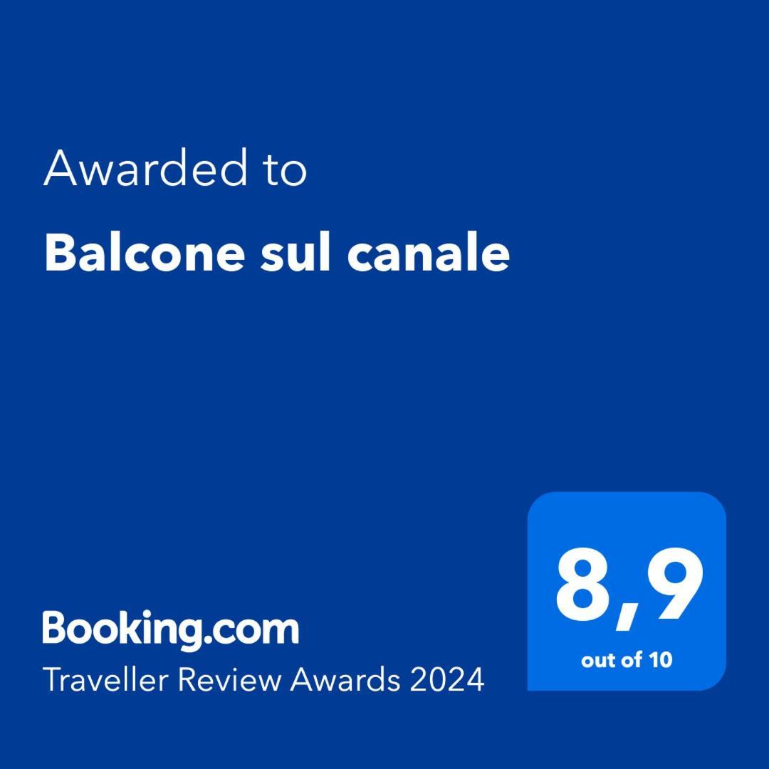 Balcone Sul Canale Venesia Bagian luar foto
